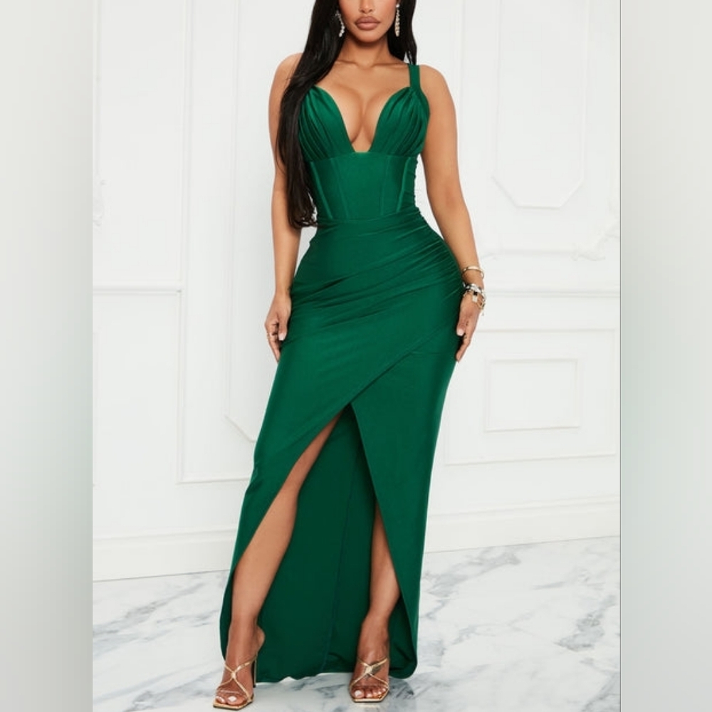 NWT Fashion Nova Deep Green Maxi Dress